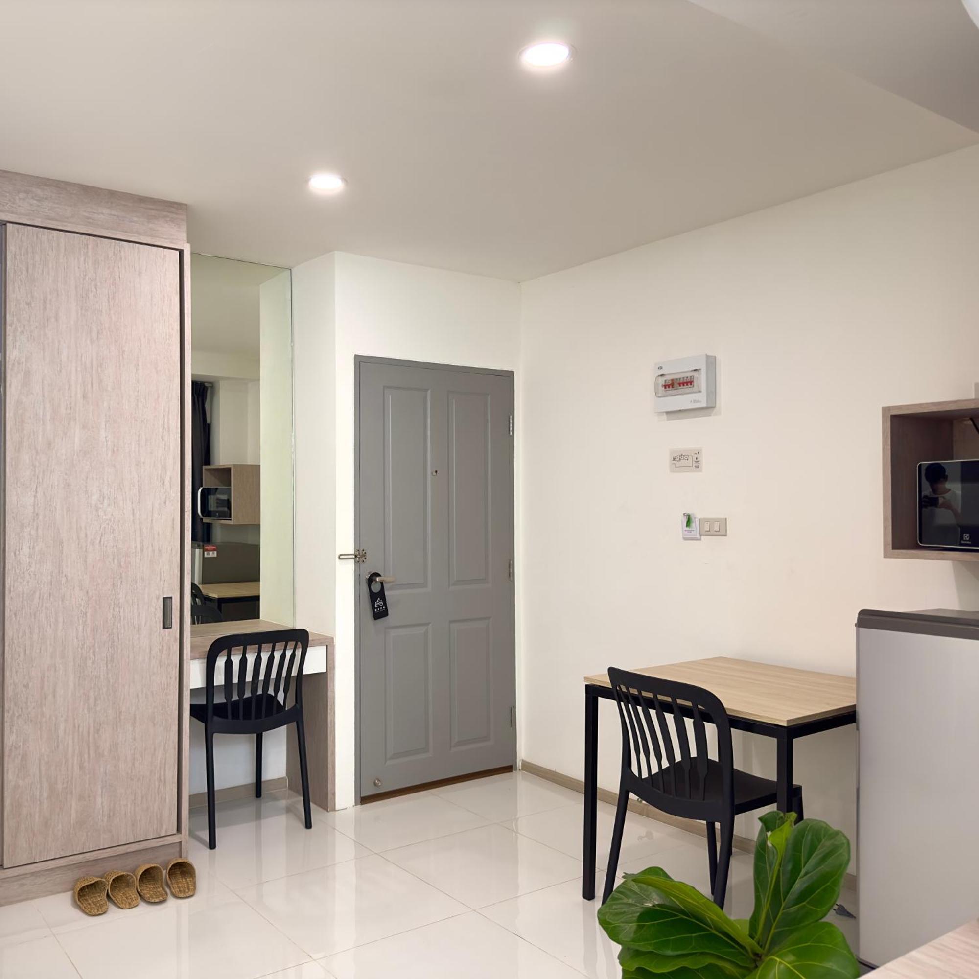 Darin Chiangmai Hotel And Residence Чиангмай Екстериор снимка