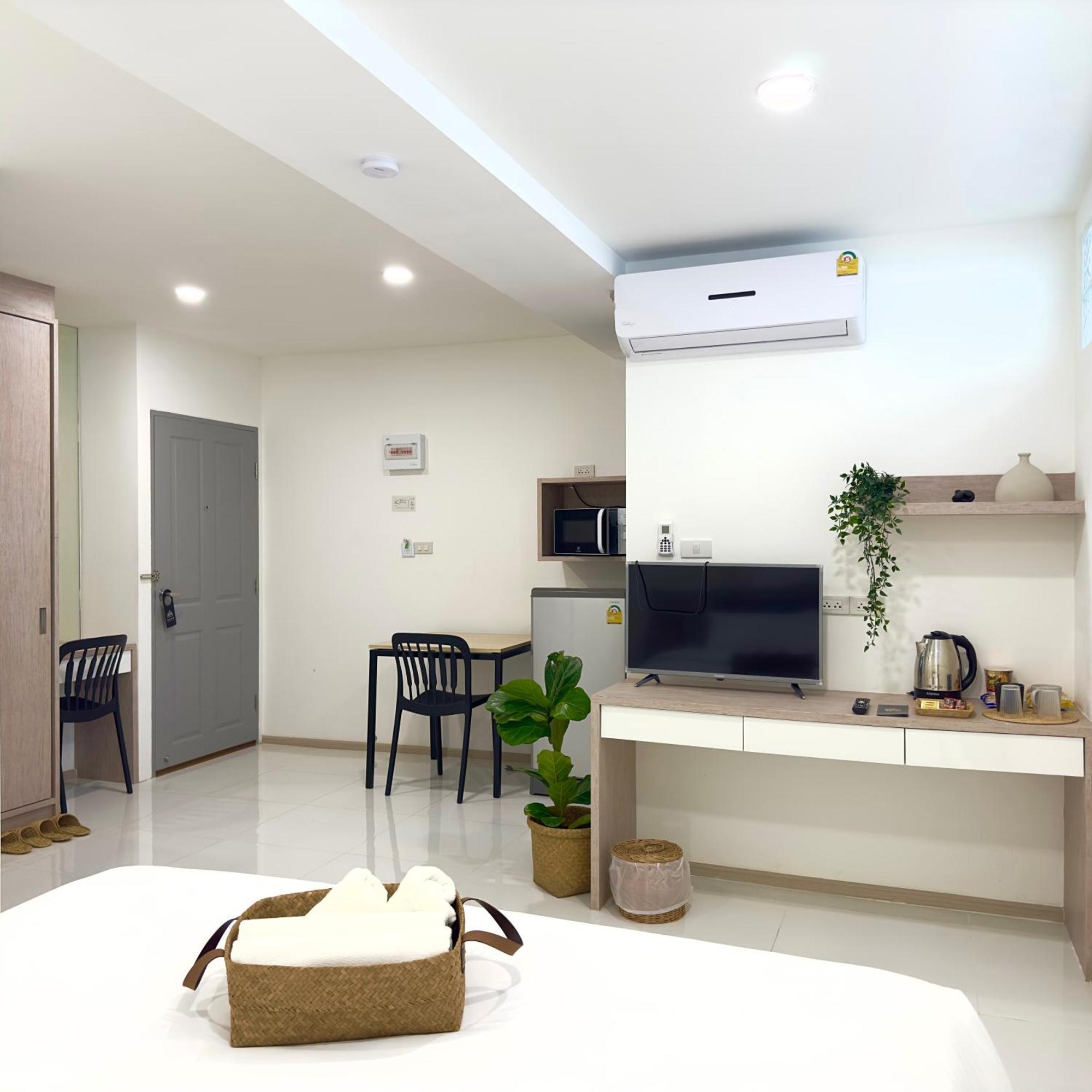 Darin Chiangmai Hotel And Residence Чиангмай Екстериор снимка