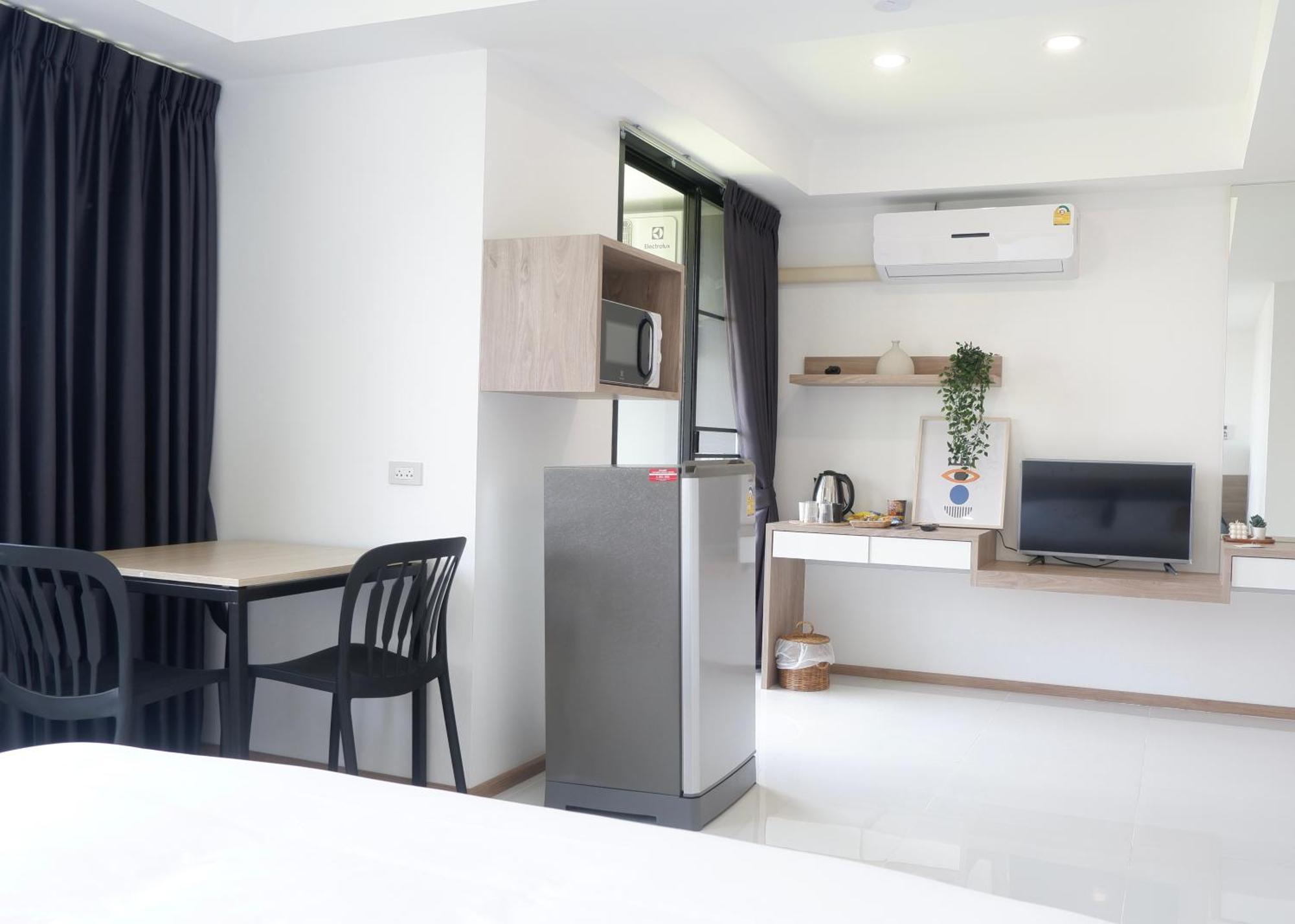 Darin Chiangmai Hotel And Residence Чиангмай Екстериор снимка