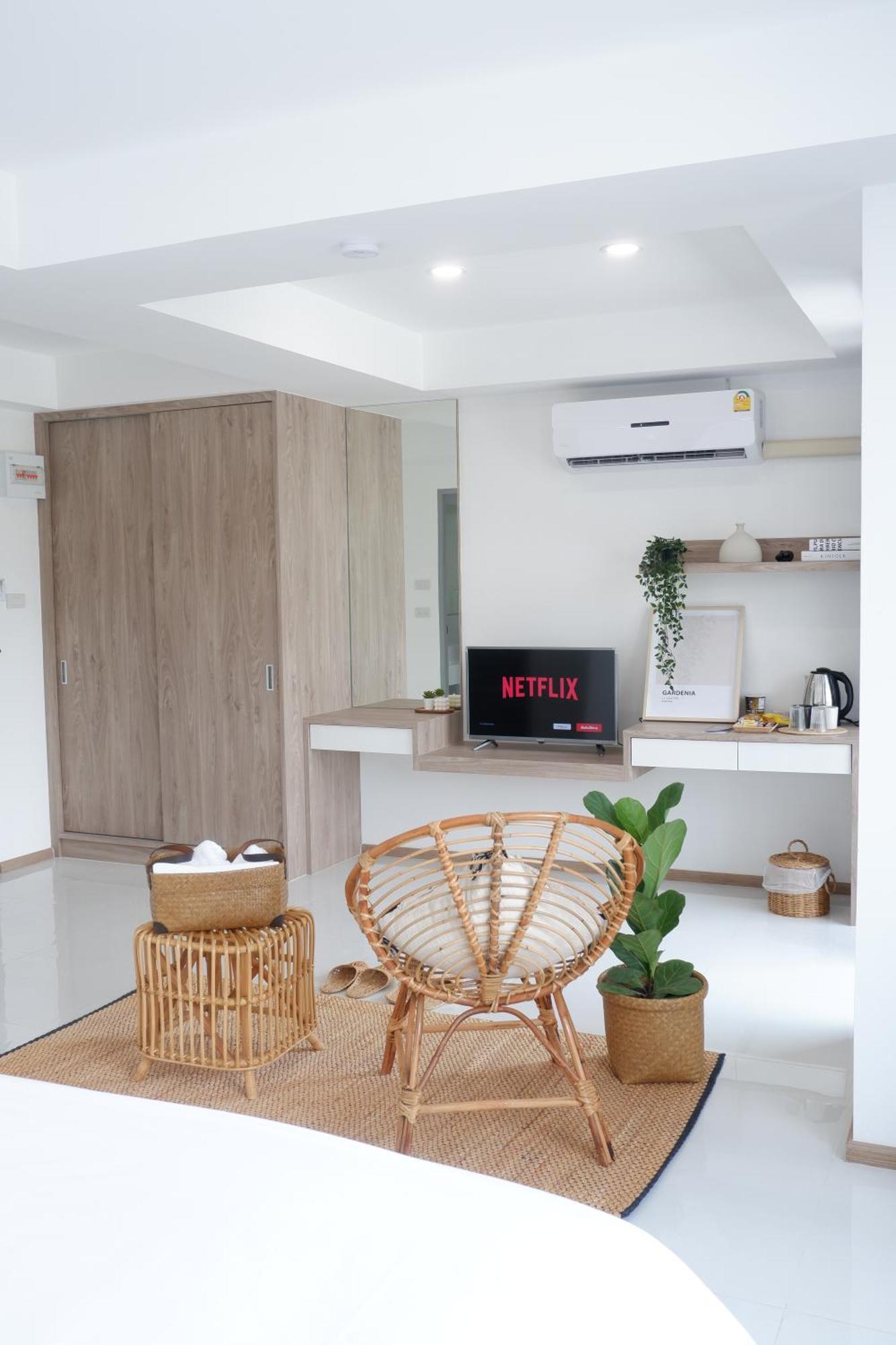 Darin Chiangmai Hotel And Residence Чиангмай Екстериор снимка